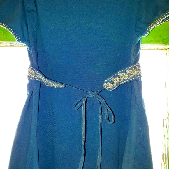 Pout - Picture 4 of 4